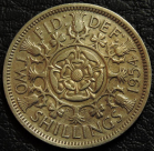 2 шиллинга (флорин) 1954 Великобритания. Монета продается в единственном экземпляре, изображенном на фото.