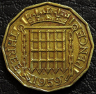 3 пенса 1959 Великобритания. Монета продается в единственном экземпляре, изображенном на фото.