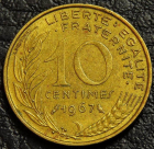 10 сантимов 1967 Франция. Монета продается в единственном экземпляре, изображенном на фото.