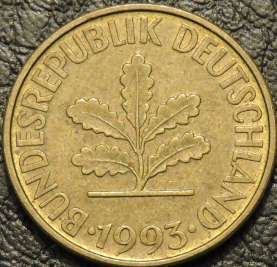 10 пфеннигов 1993 F ФРГ. Уценка. Монета продается в единственном экземпляре, изображенном на фото.
