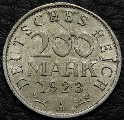 200 марок 1923 A Германия. Монета продается в единственном экземпляре, изображенном на фото.