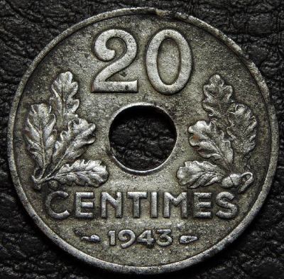 20 сантимов 1943 Франция. Монета продается в единственном экземпляре, изображенном на фото.