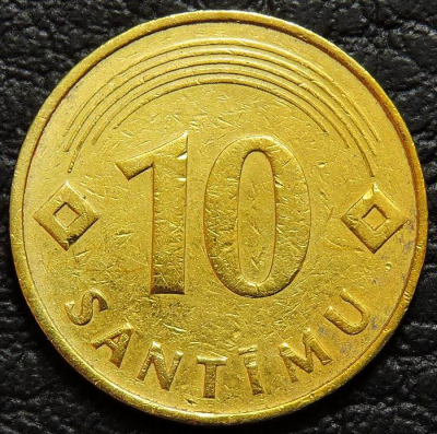 10 сантимов 1992 Латвия. Монета продается в единственном экземпляре, изображенном на фото.