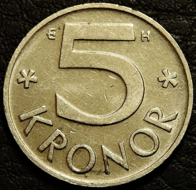 5 крон 2003 Швеция. Монета продается в единственном экземпляре, изображенном на фото.