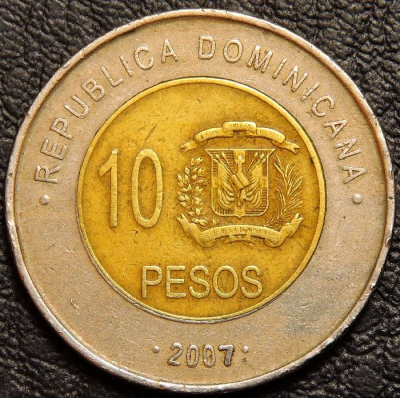 10 песо 2007 Доминикана. Монета продается в единственном экземпляре, изображенном на фото.