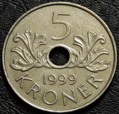 5 крон 1999 Норвегия. Монета продается в единственном экземпляре, изображенном на фото.