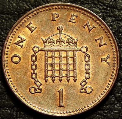 1 пенни 2003 Великобритания. Монета продается в единственном экземпляре, изображенном на фото.