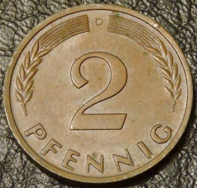2 пфеннига 1963 D Германия ФРГ. Монета продается в единственном экземпляре, изображенном на фото.
