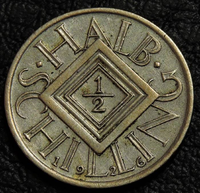 ½ шиллинга 1926 Австрия. Монета продается в единственном экземпляре, изображенном на фото.